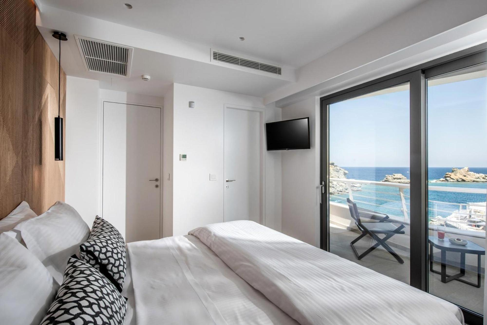 Made By The Sea Villa 4 利加里亚 外观 照片